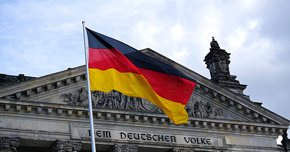 The German government is looking for opportunities to overcome crisis